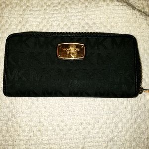 Michael Kors wallet